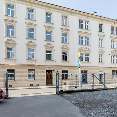 Sweet Family Apartment Chodkiewicza Rondo Grzegorzeckie By Noclegi Renters Krakow Luaran gambar