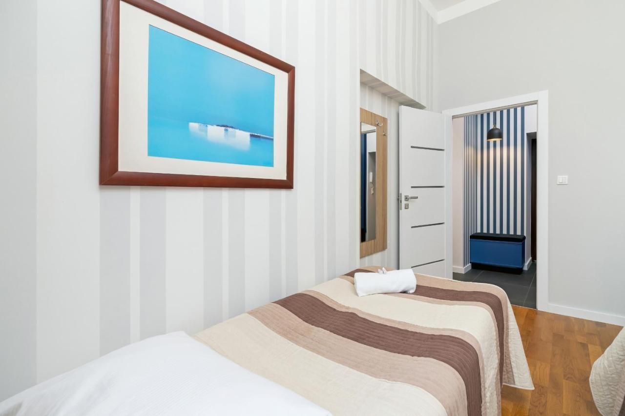 Sweet Family Apartment Chodkiewicza Rondo Grzegorzeckie By Noclegi Renters Krakow Luaran gambar
